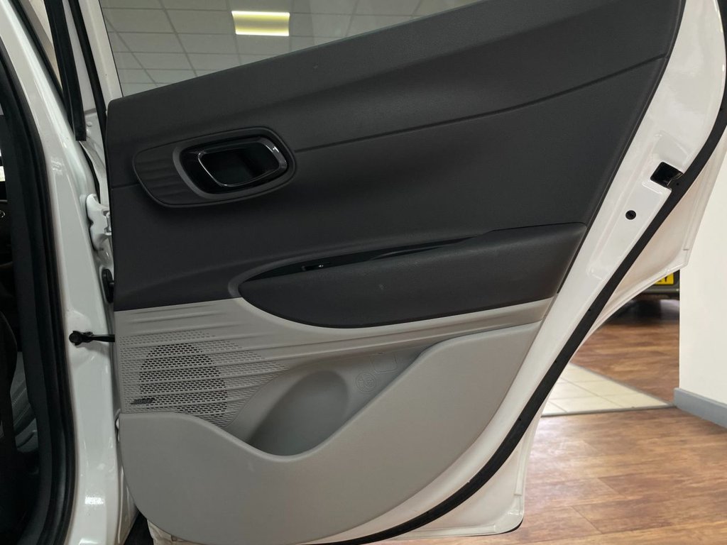 Used Hyundai BAYON 2021 for sale - 76711509: Photo 41