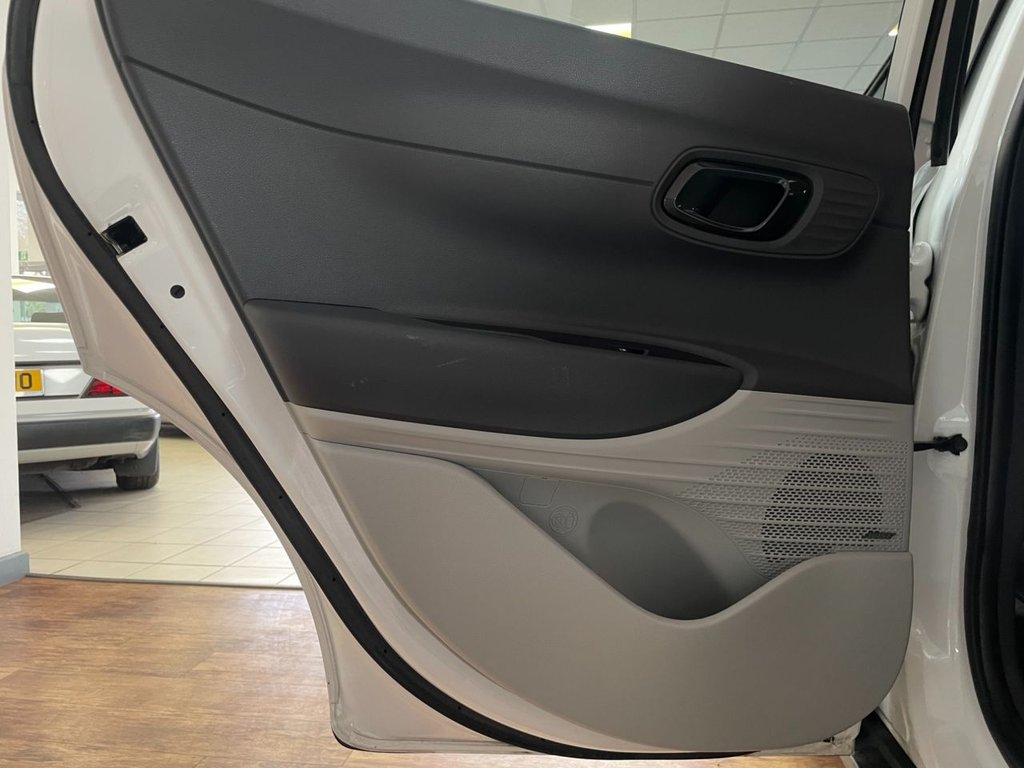 Used Hyundai BAYON 2021 for sale - 76711509: Photo 42