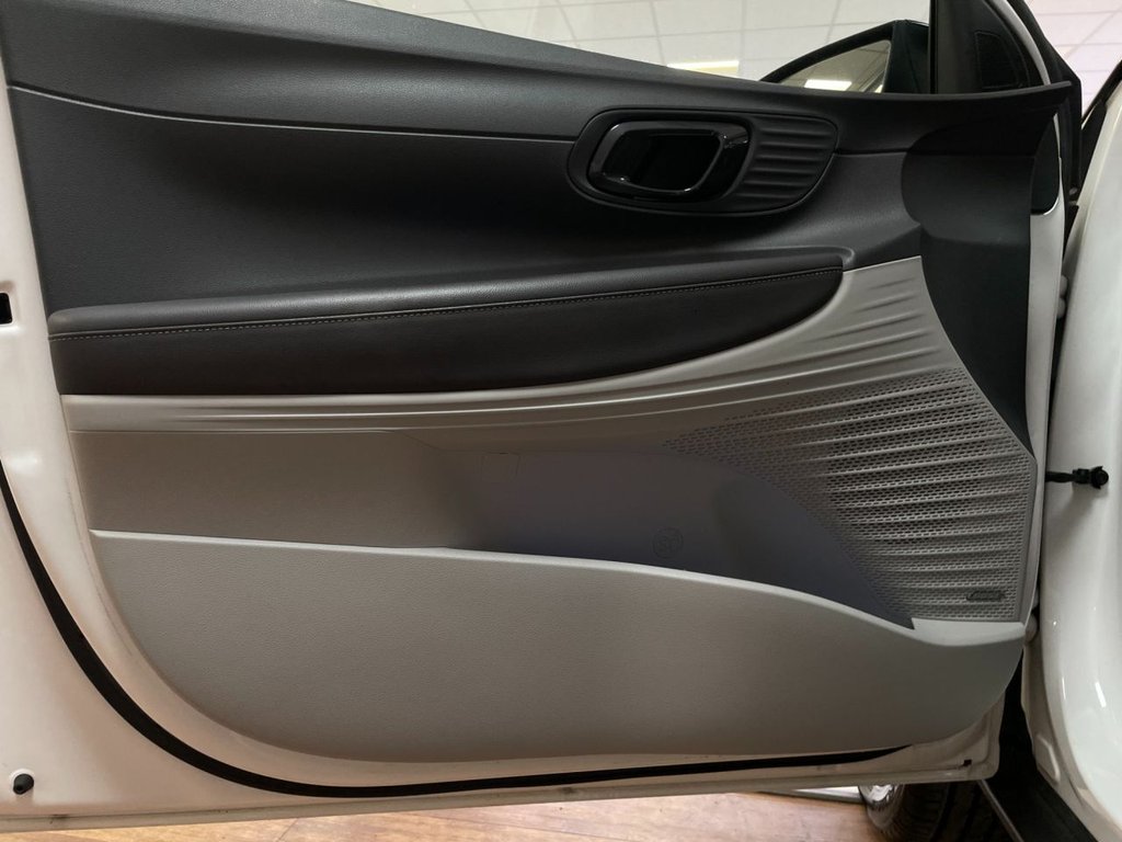 Used Hyundai BAYON 2021 for sale - 76711509: Photo 43