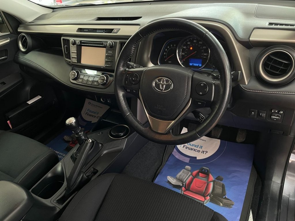 Used Toyota RAV4 2013 for sale - 76665615: Photo 15