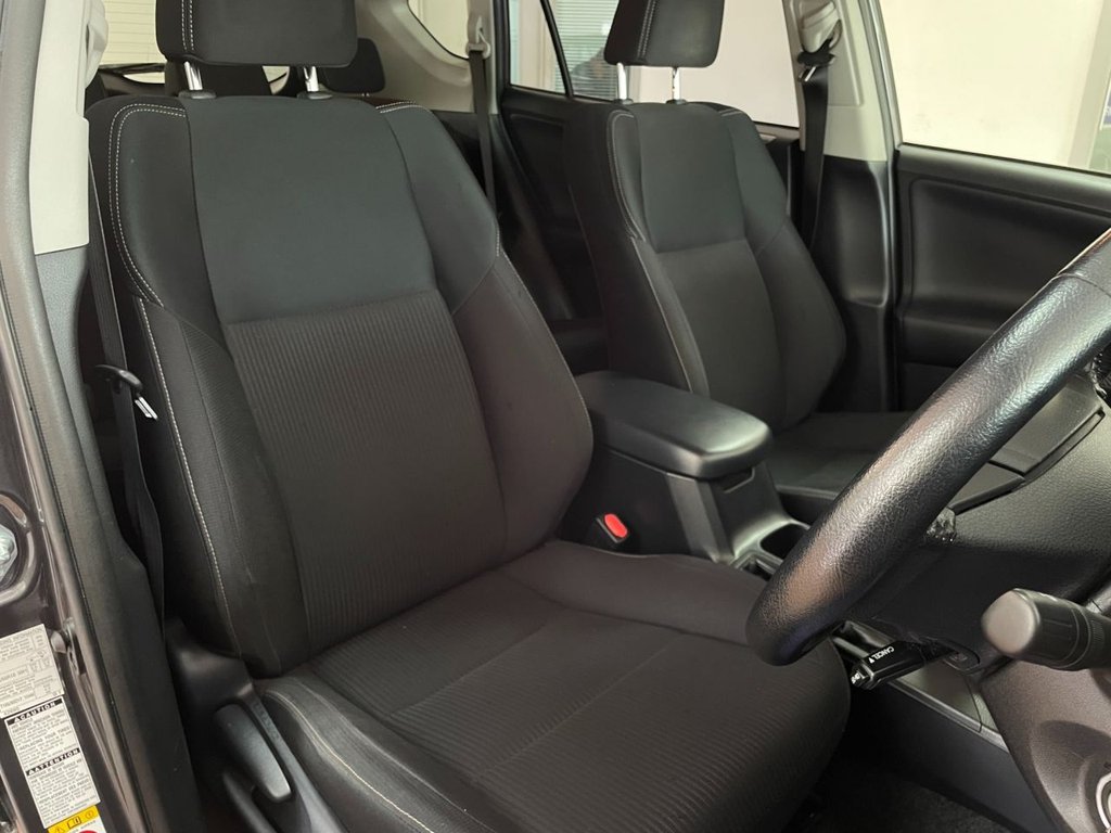 Used Toyota RAV4 2013 for sale - 76665615: Photo 17