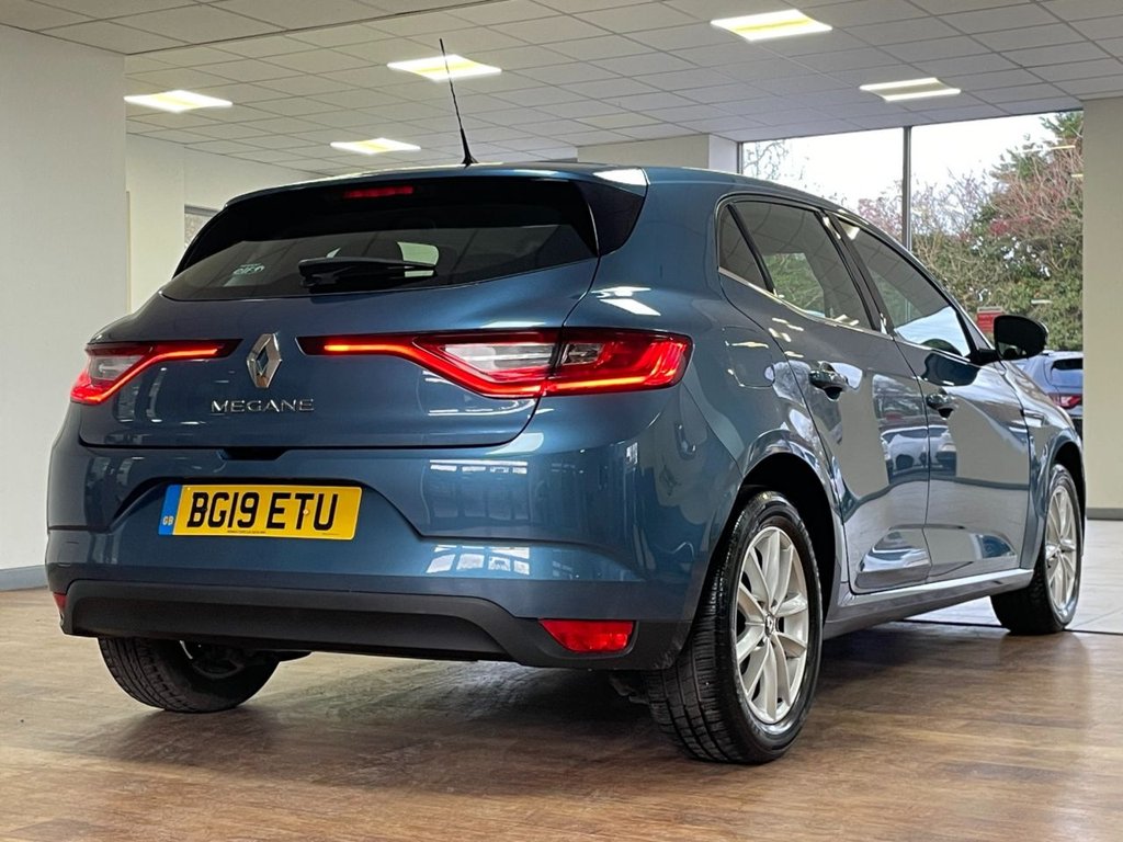 Used Renault Megane 2019 for sale - 77355882: Photo 12