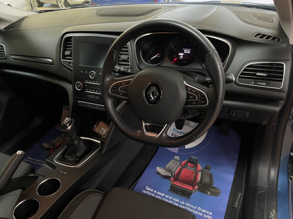 Used Renault Megane 2019 for sale - 77355882: Photo 15