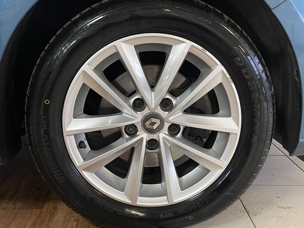 Used Renault Megane 2019 for sale - 77355882: Photo 33