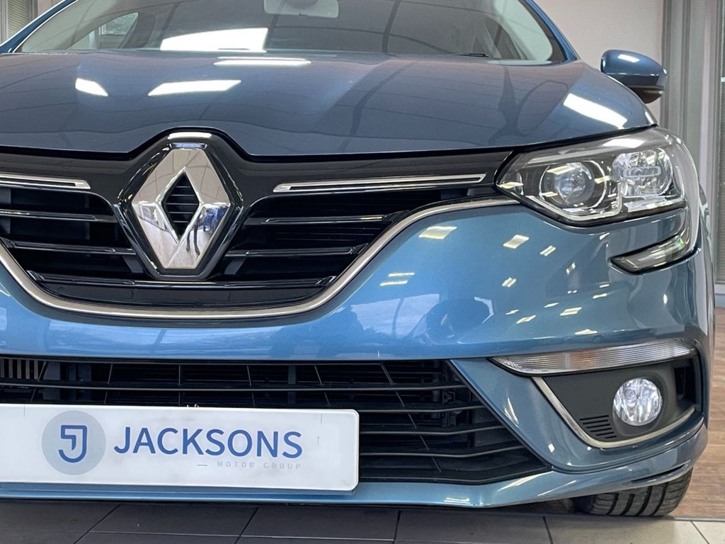 Used Renault Megane 2019 for sale - 77355882: Photo 7