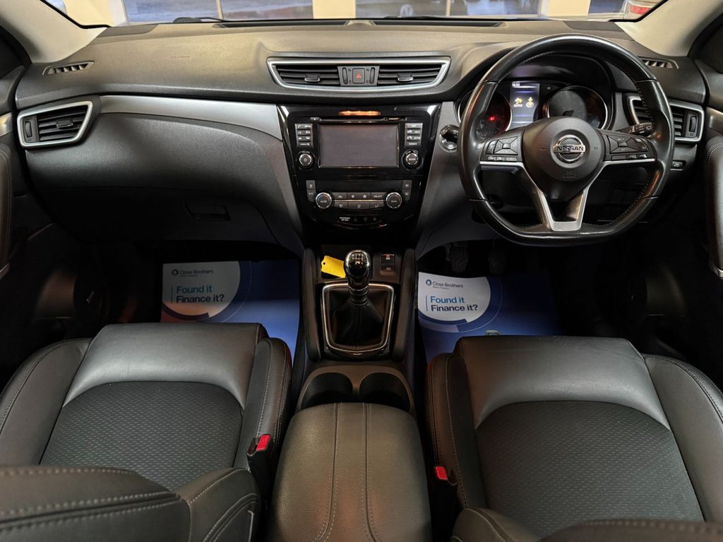 Used Nissan Qashqai 2018 for sale - 77666822: Photo 2