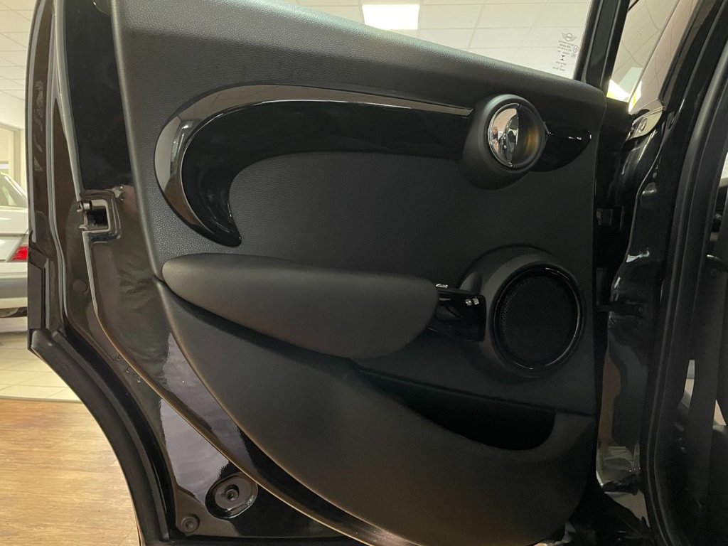 Used MINI Hatch 2018 for sale - 76973146: Photo 40