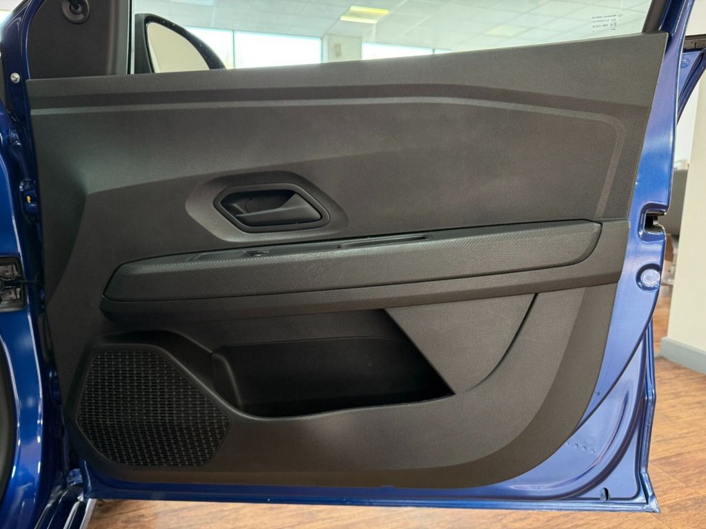 Used Dacia Sandero 2022 for sale - 77936396: Photo 33