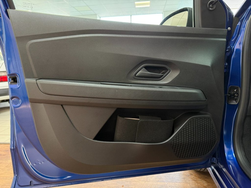 Used Dacia Sandero 2022 for sale - 77936396: Photo 36