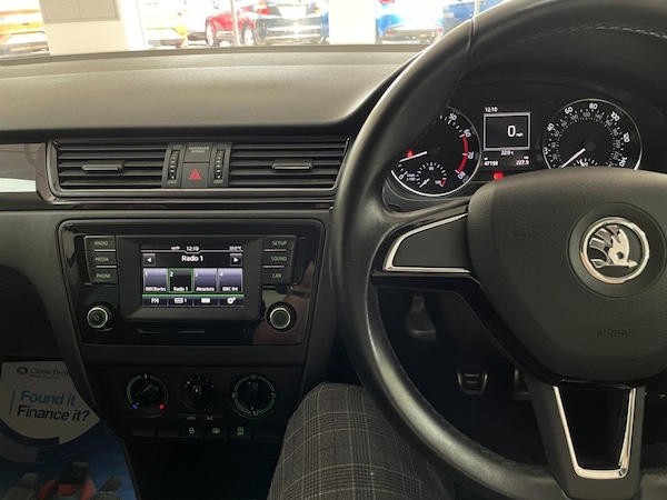 Used Skoda Rapid 2015 for sale - 76009436: Photo 21