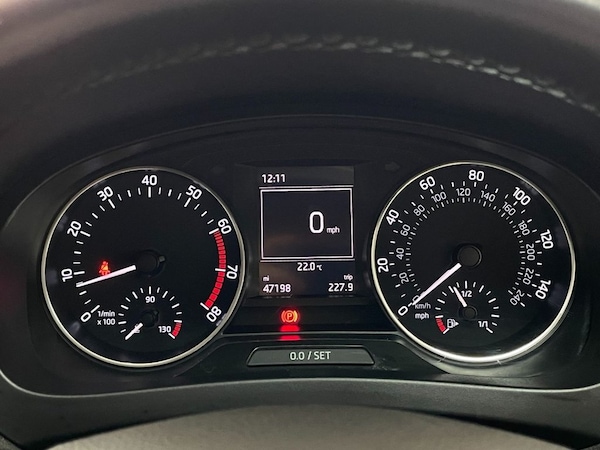Used Skoda Rapid 2015 for sale - 76009436: Photo 30