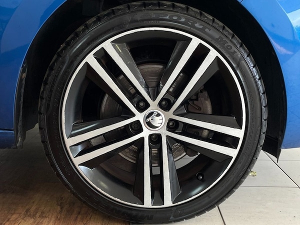Used Skoda Rapid 2015 for sale - 76009436: Photo 32