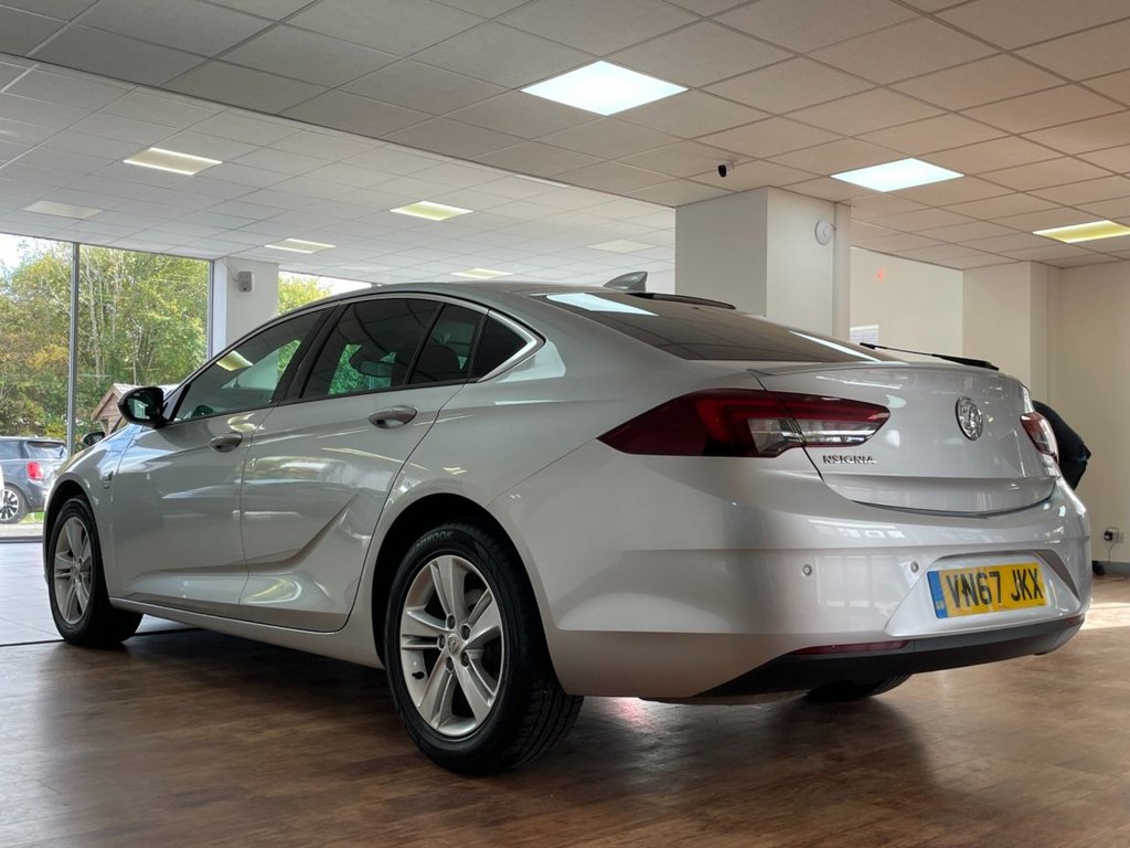 Used Vauxhall Insignia 2017 for sale - 76345385: Photo 10