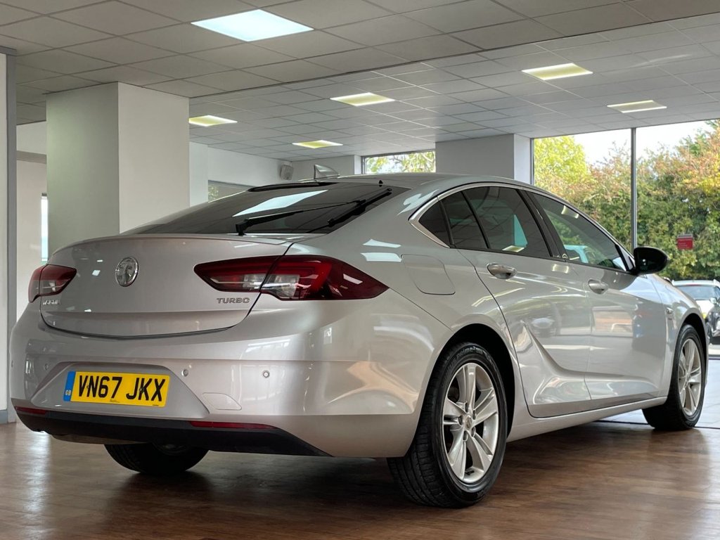 Used Vauxhall Insignia 2017 for sale - 76345385: Photo 12