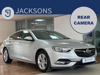 Vauxhall - Insignia