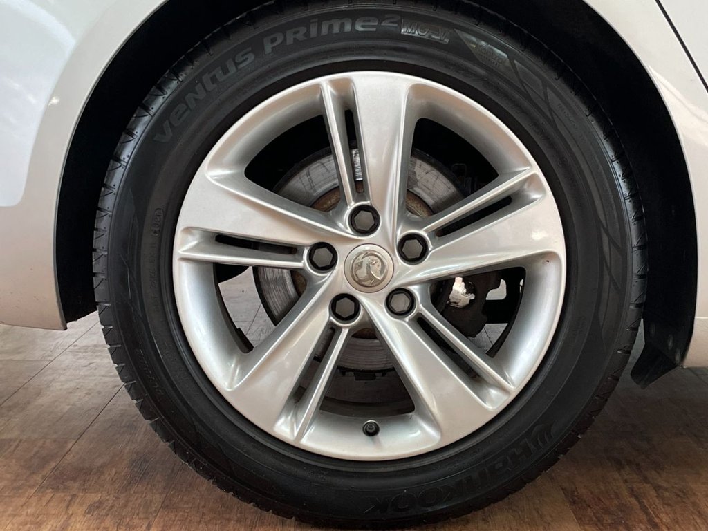 Used Vauxhall Insignia 2017 for sale - 76345385: Photo 33