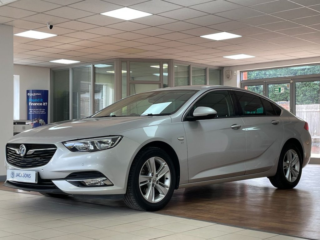 Used Vauxhall Insignia 2017 for sale - 76345385: Photo 4