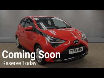 2020 (69) - 1.0 VVT-i x-play Hatchback 5dr Petrol Manual Euro 6 (71 ps)
