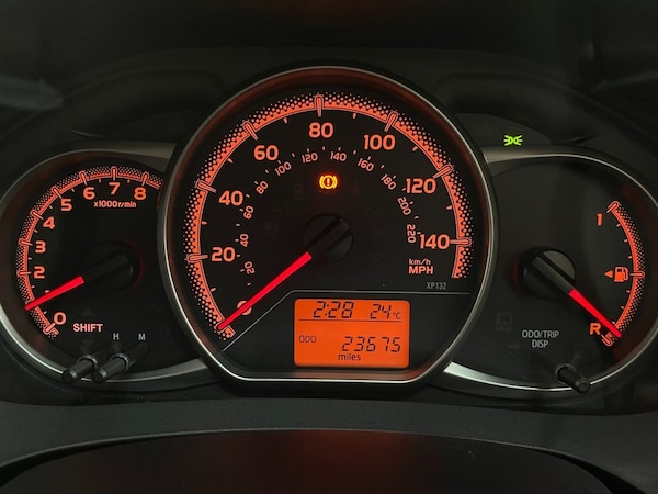 Used Toyota Yaris 2016 for sale - 75281475: Photo 30