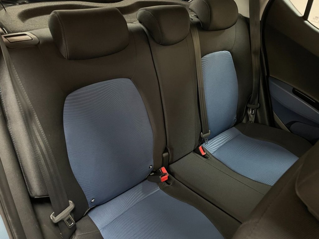 Used Hyundai i10 2014 for sale - 76303481: Photo 18