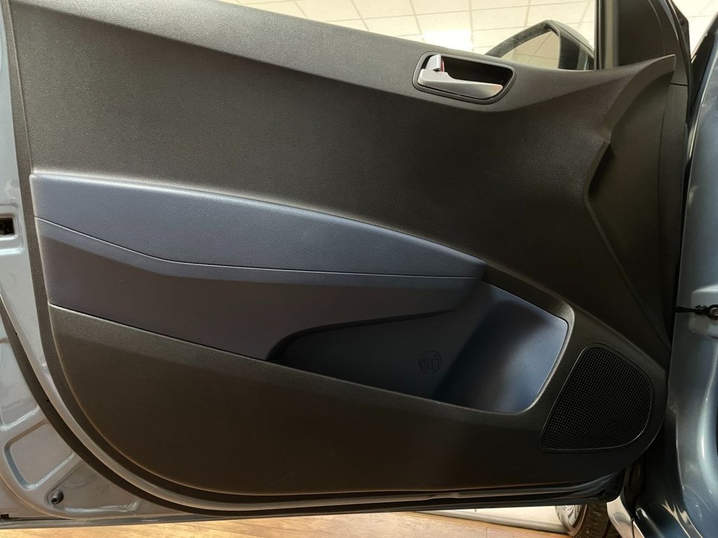 Used Hyundai i10 2014 for sale - 76303481: Photo 39