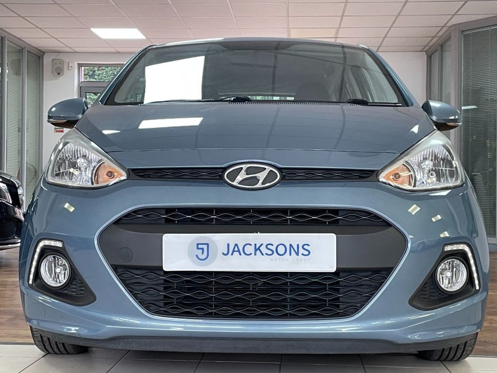 Used Hyundai i10 2014 for sale - 76303481: Photo 5