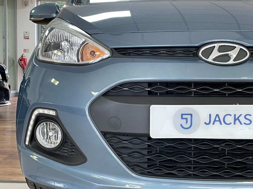 Used Hyundai i10 2014 for sale - 76303481: Photo 6