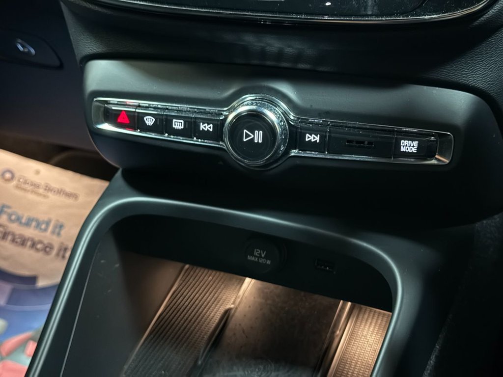 Used Volvo XC40 2020 for sale - 76686094: Photo 25