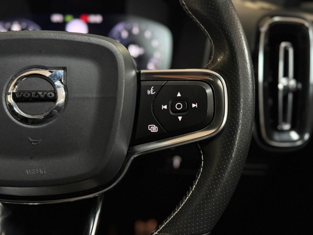 Used Volvo XC40 2020 for sale - 76686094: Photo 29