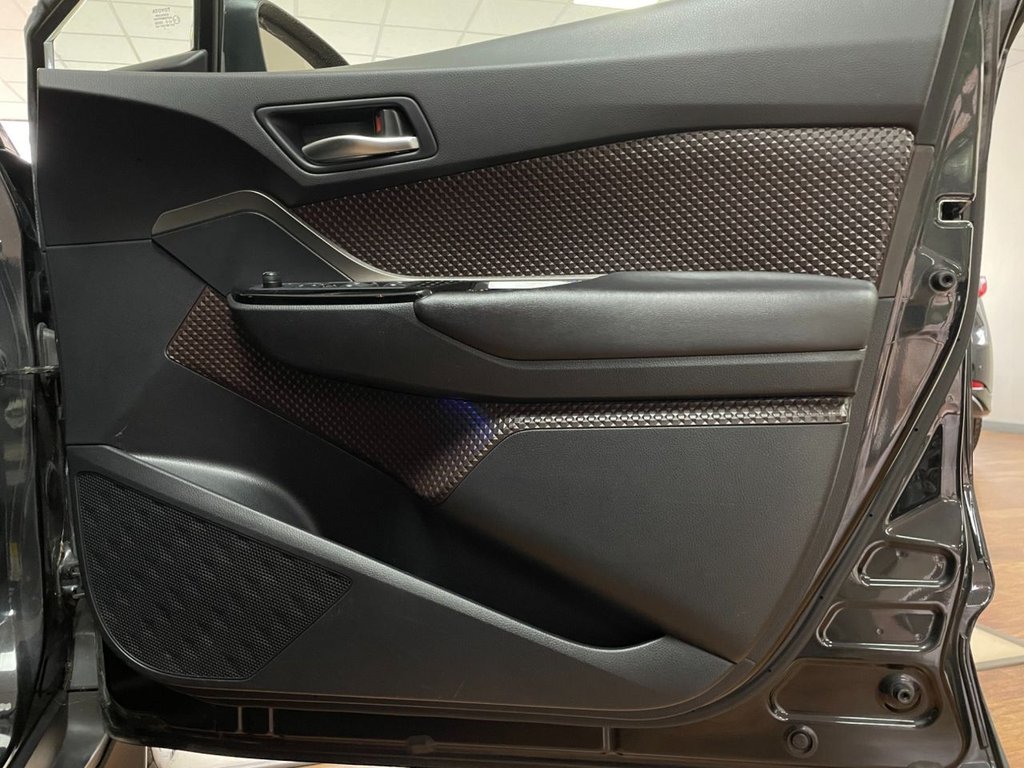 Used Toyota C-HR 2017 for sale - 76291209: Photo 40