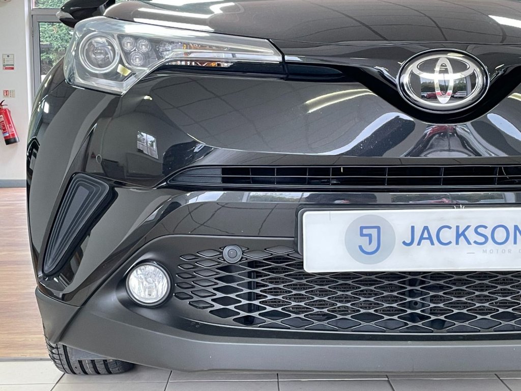 Used Toyota C-HR 2017 for sale - 76291209: Photo 7