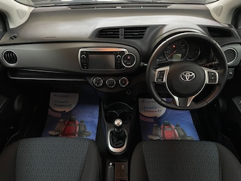 Used Toyota Yaris 2013 for sale - 75721843: Photo