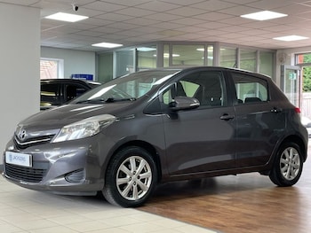 Used Toyota Yaris 2013 for sale - 75721843: Photo