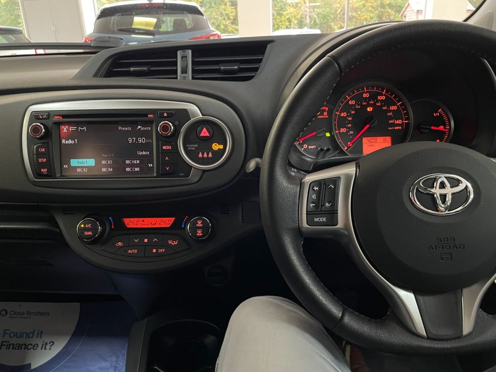 Used Toyota Yaris 2014 for sale - 76303543: Photo 19