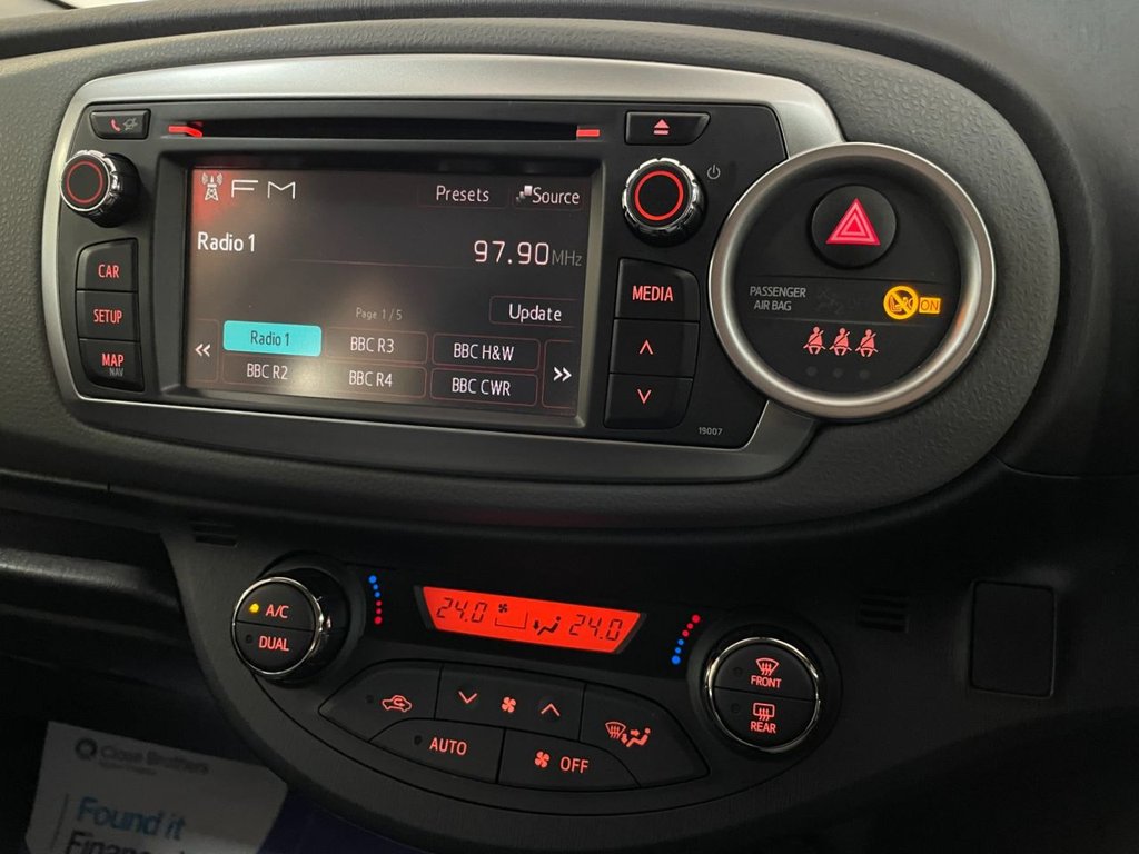 Used Toyota Yaris 2014 for sale - 76303543: Photo 22