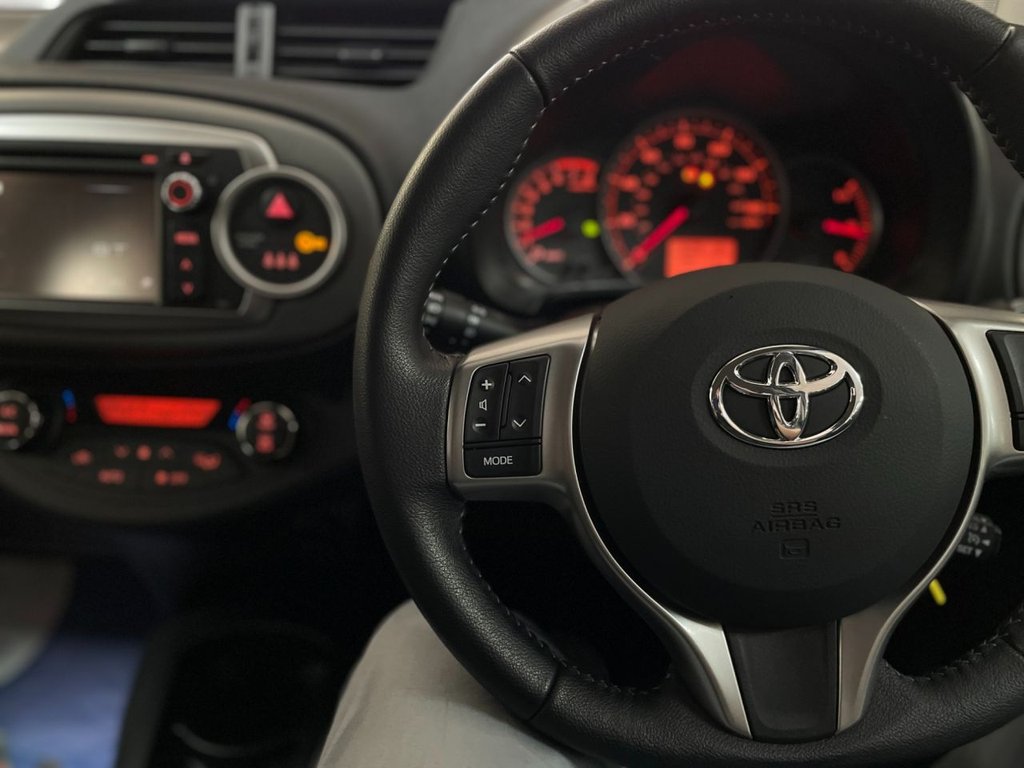 Used Toyota Yaris 2014 for sale - 76303543: Photo 27