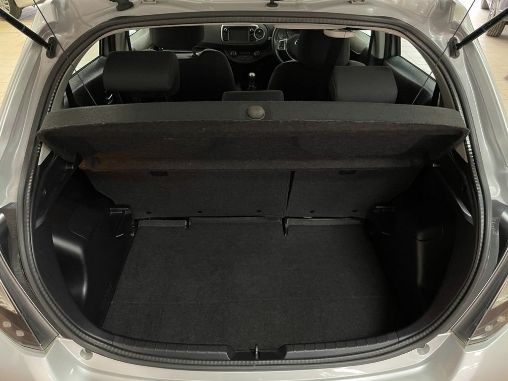 Used Toyota Yaris 2014 for sale - 76303543: Photo 42