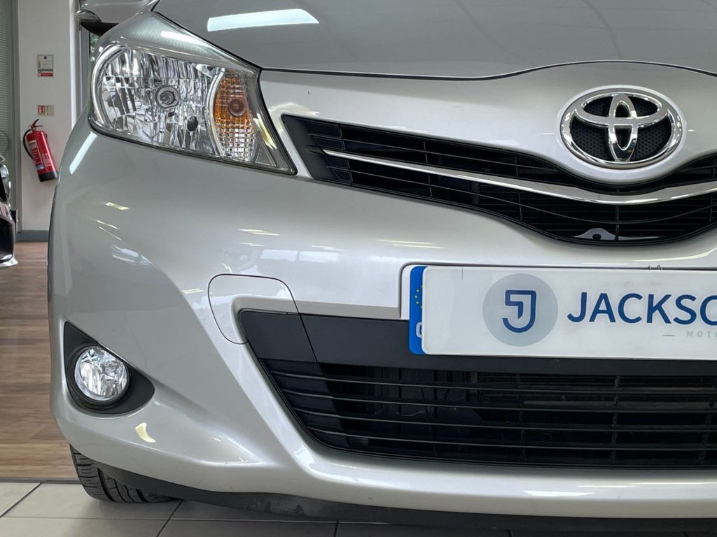 Used Toyota Yaris 2014 for sale - 76303543: Photo 6