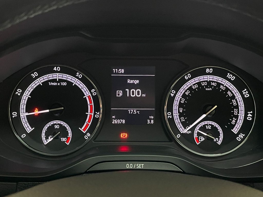 Used Skoda Karoq 2019 for sale - 77027129: Photo 32