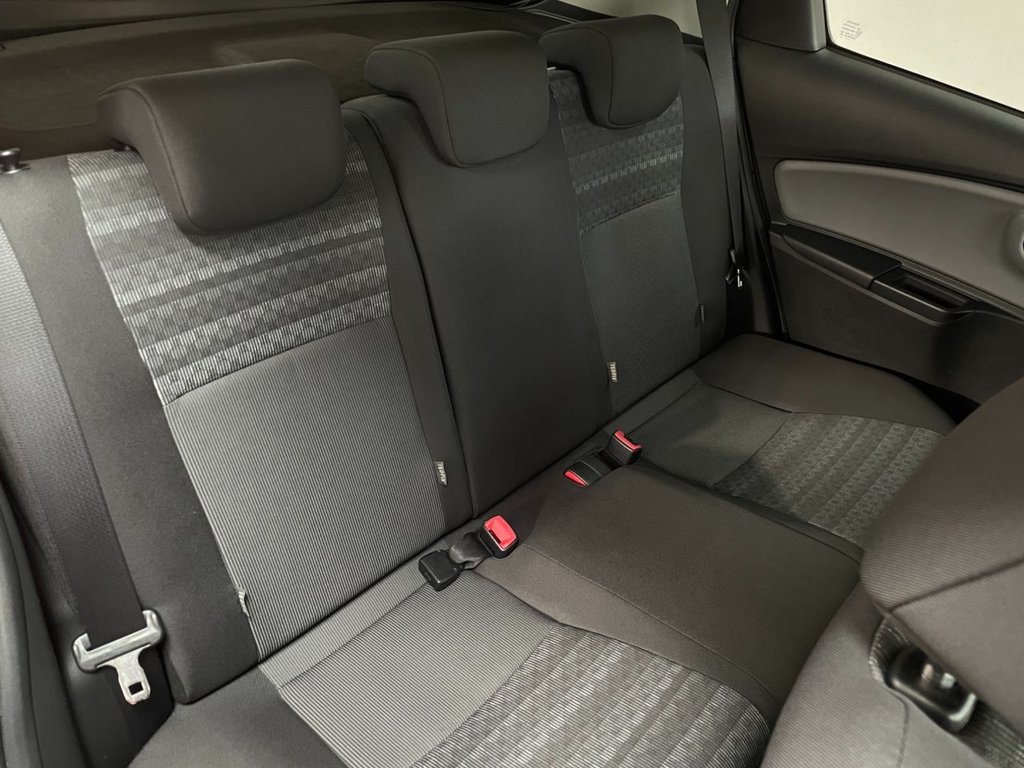Used Toyota Yaris 2016 for sale - 76346006: Photo 18