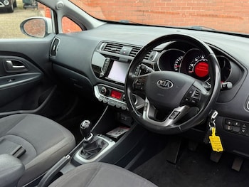 Used Kia Rio 2015 for sale - 77042533: Photo