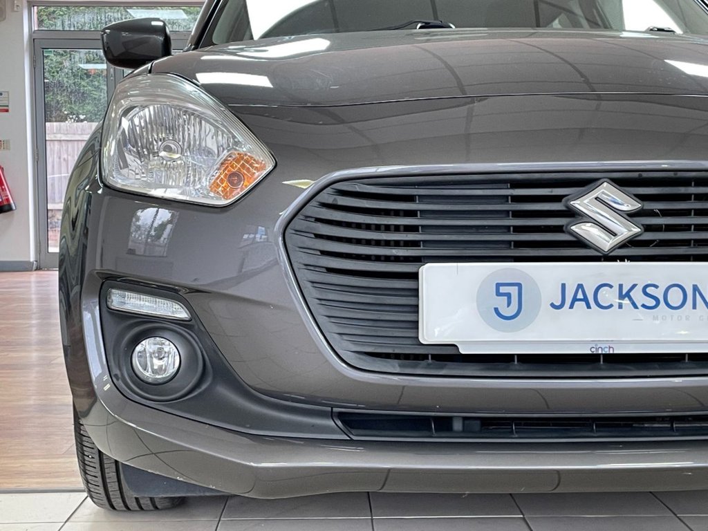 Used Suzuki Swift 2018 for sale - 76345972: Photo 6