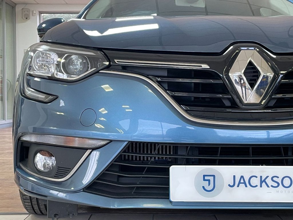 Used Renault Megane 2019 for sale - 76934683: Photo 6