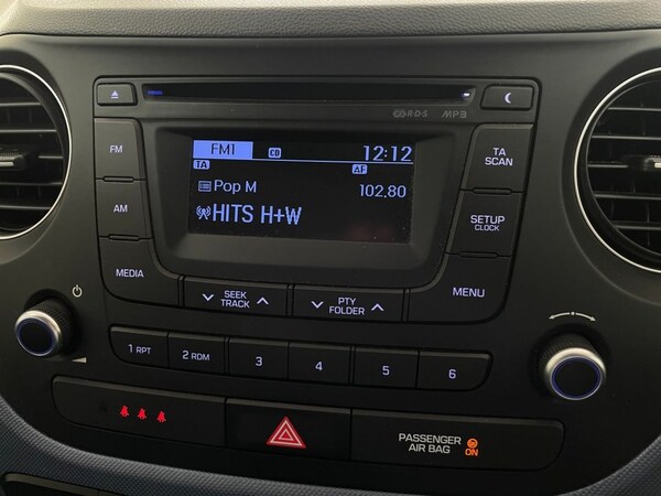 Used Hyundai i10 2015 for sale - 75432785: Photo 22