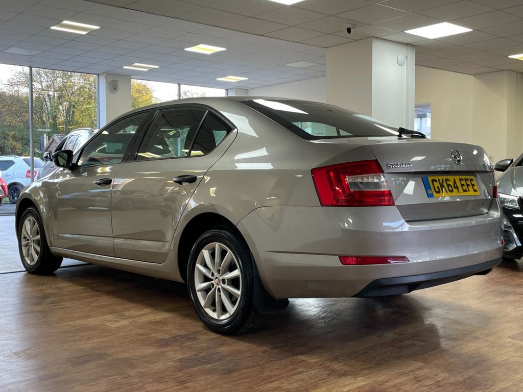 Used Skoda Octavia 2014 for sale - 76496103: Photo 10