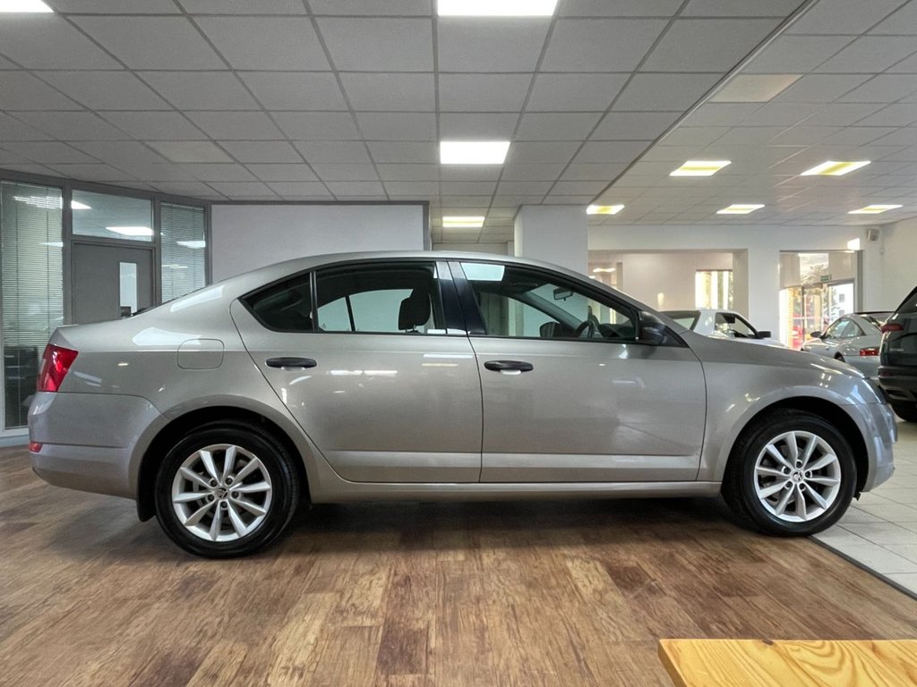 Used Skoda Octavia 2014 for sale - 76496103: Photo 13