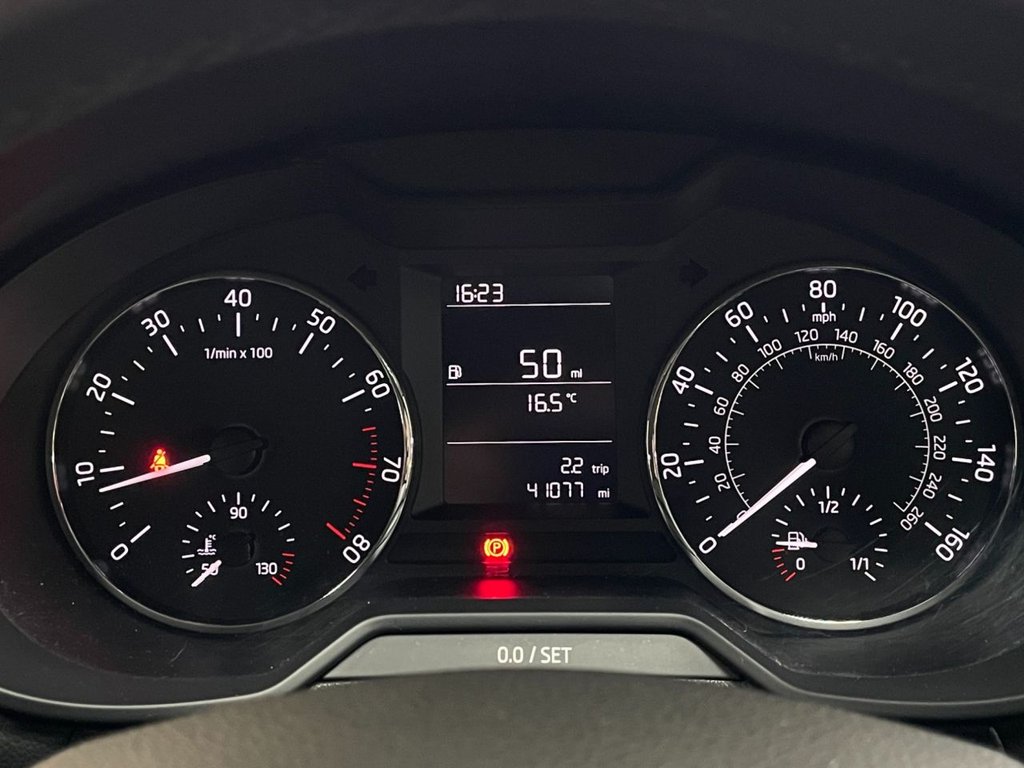 Used Skoda Octavia 2014 for sale - 76496103: Photo 30