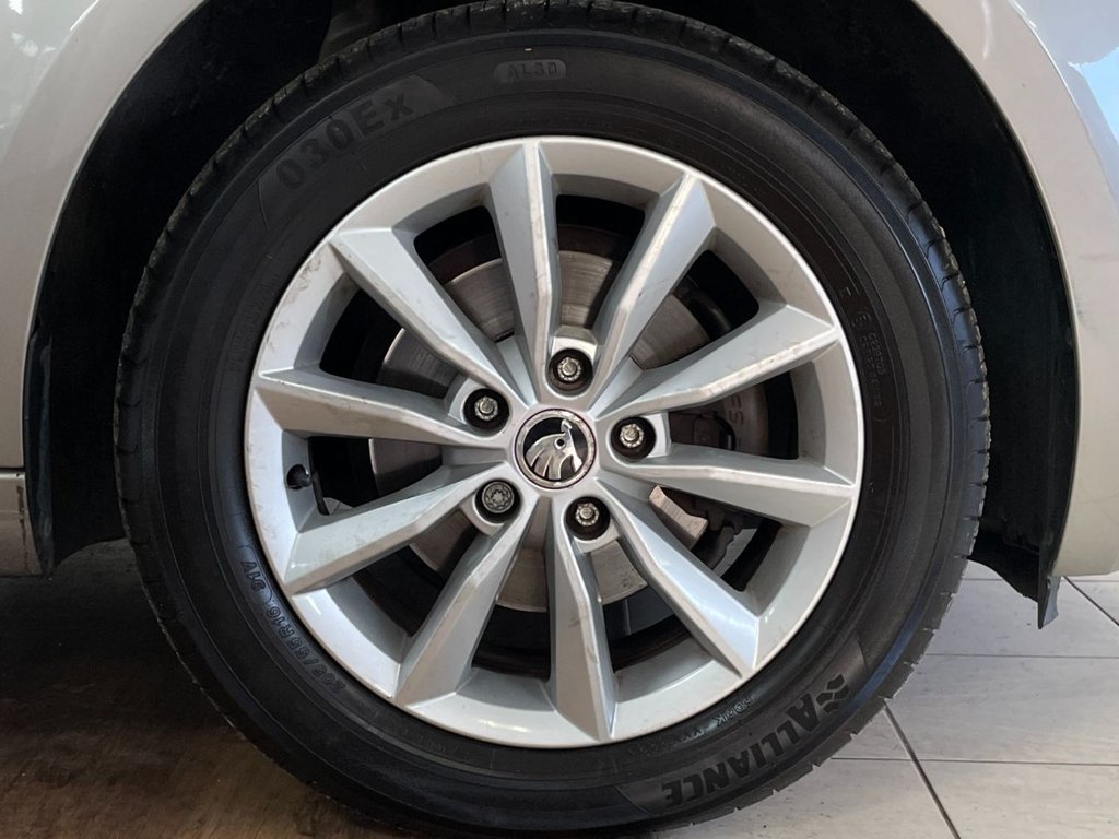 Used Skoda Octavia 2014 for sale - 76496103: Photo 32