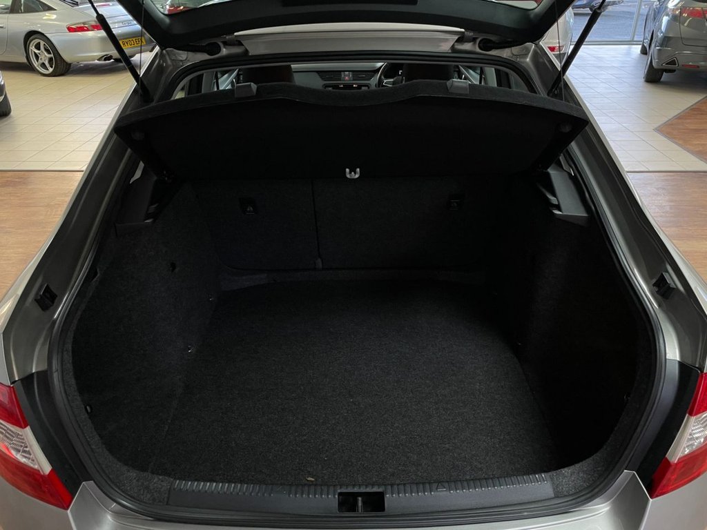 Used Skoda Octavia 2014 for sale - 76496103: Photo 42