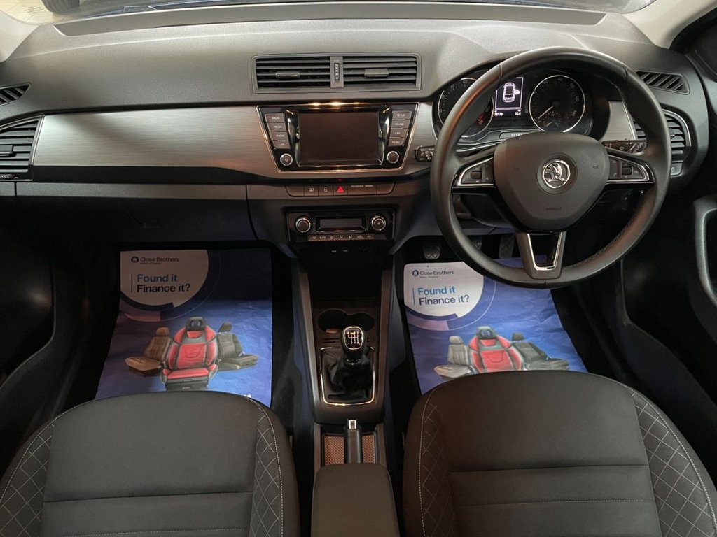 Used Skoda Fabia 2015 for sale - 76496227: Photo 2